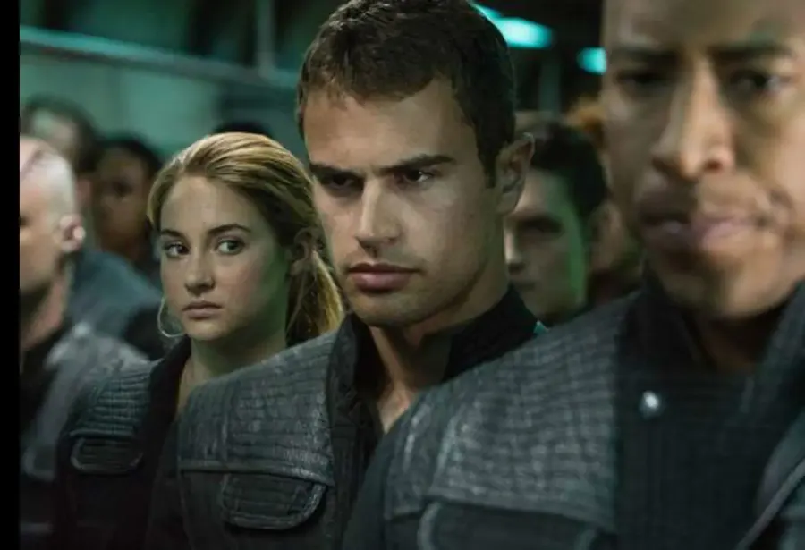Tris and Dauntless initiates in Divergent